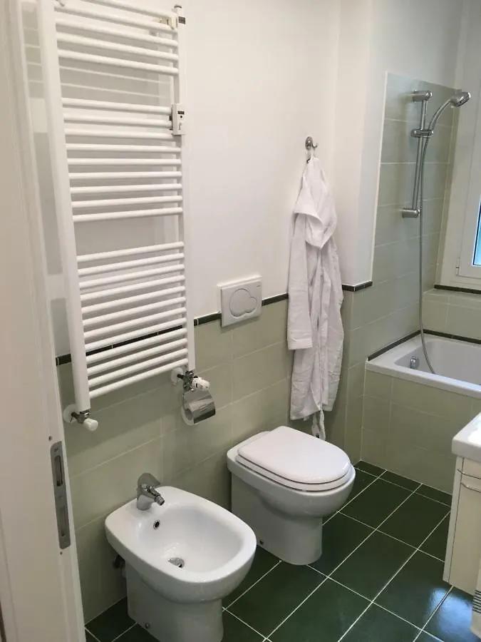 Cooper Apartment Genua 0*,  Italien