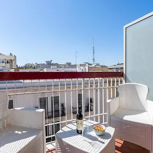 & Elegant Loft - With Balcony , Bari Włochy